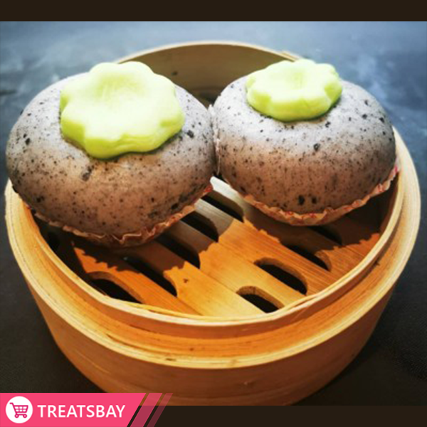 F15 长寿黑芝麻包 Black sesame bun