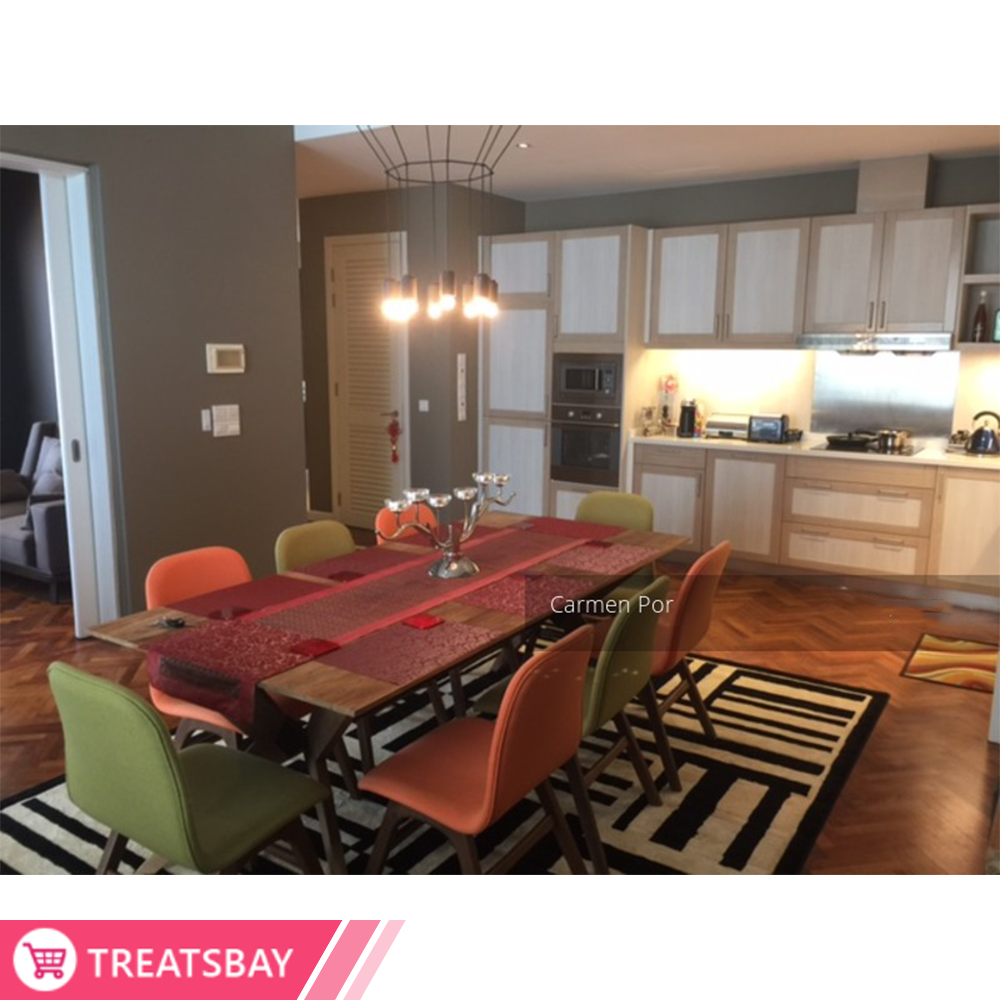 Quayside Condominium (2 Bedrooms - 3 Bathrooms - 1371 sqft)