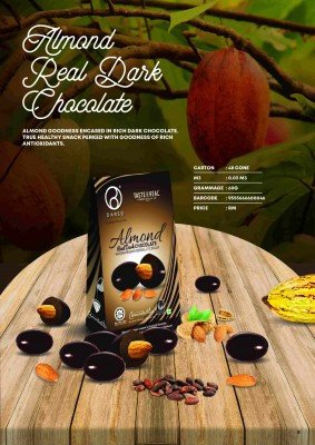 DAREO Almond Real Dark Chocolate